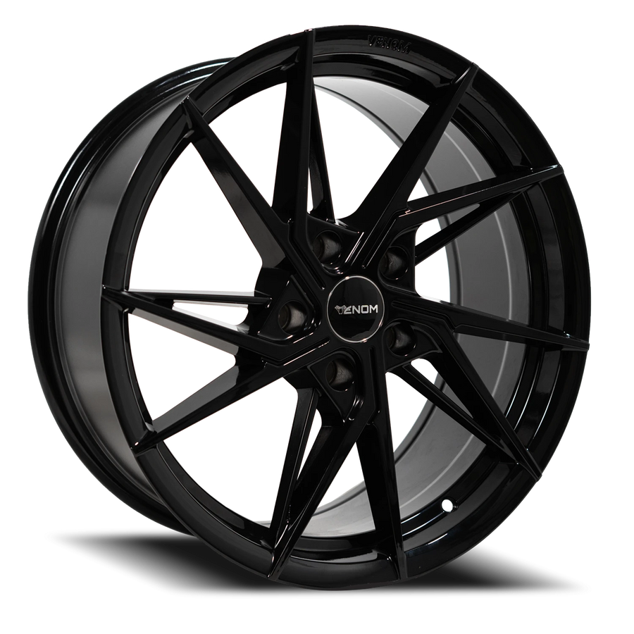 VENOM50 17X8 5114.3 +35 73.1 Gloss Black